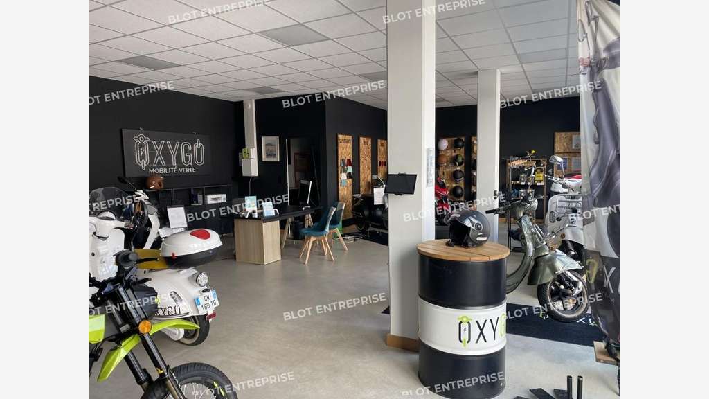 A louer locaux commerciaux 74m² à Saint-Malo