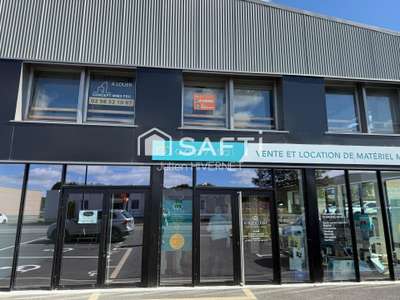 Location bureaux 28m² à Saint-Martin-des-Champs
