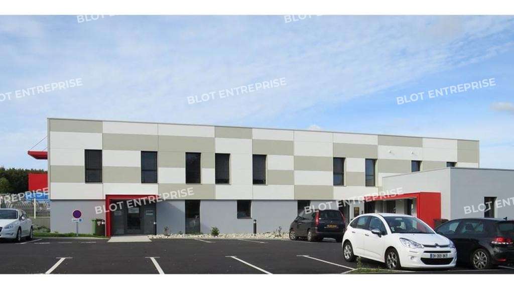 A louer bureaux125m² à Saint-Martin-des-Champs