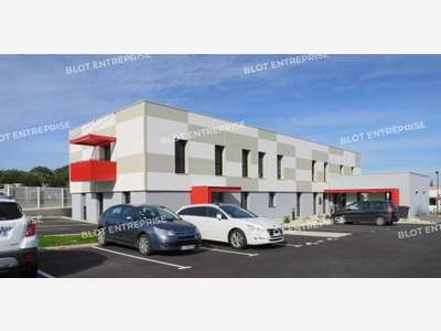 A louer bureaux125m² à Saint-Martin-des-Champs