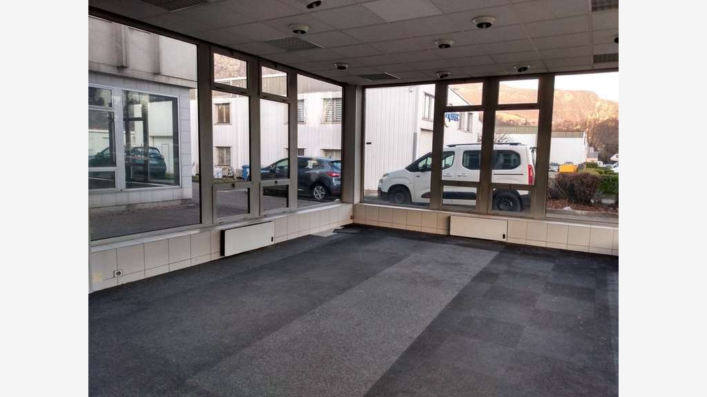 A louer local 192m² à Saint Martin le Vinoux