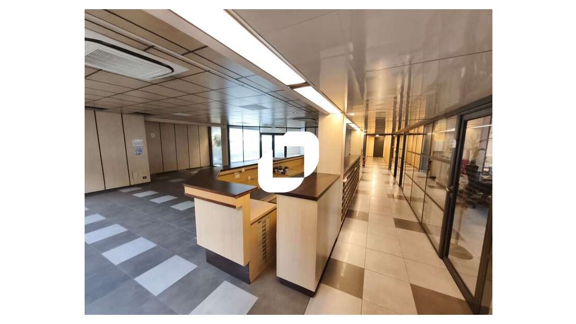 A louer Bureaux 403m² Saint maur des fosses