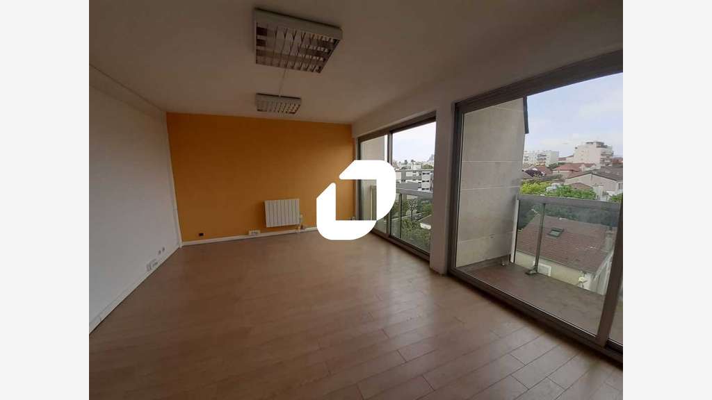 A louer Bureaux 100m² Saint maur des fosses