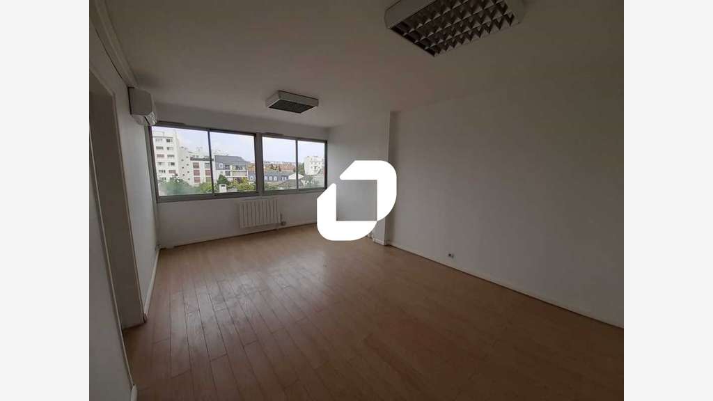 A louer Bureaux 100m² Saint maur des fosses