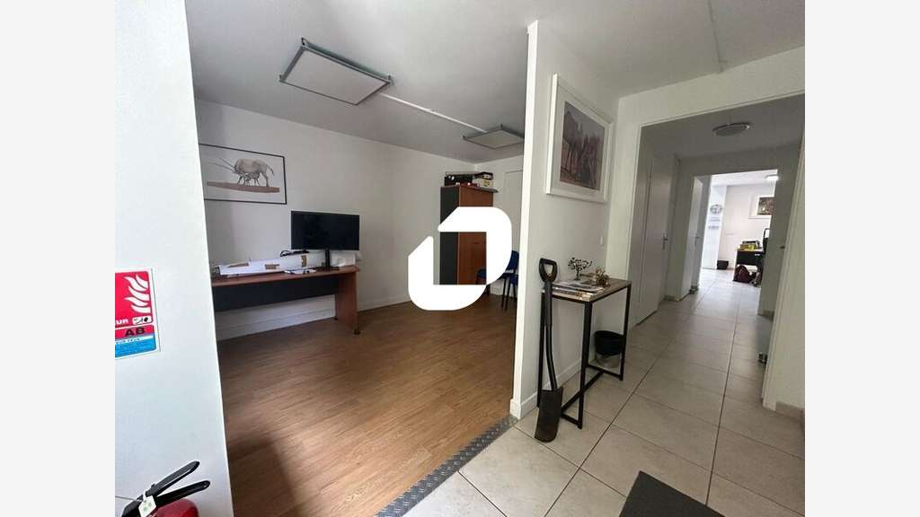 A louer Bureaux 68m² Saint maur des fosses