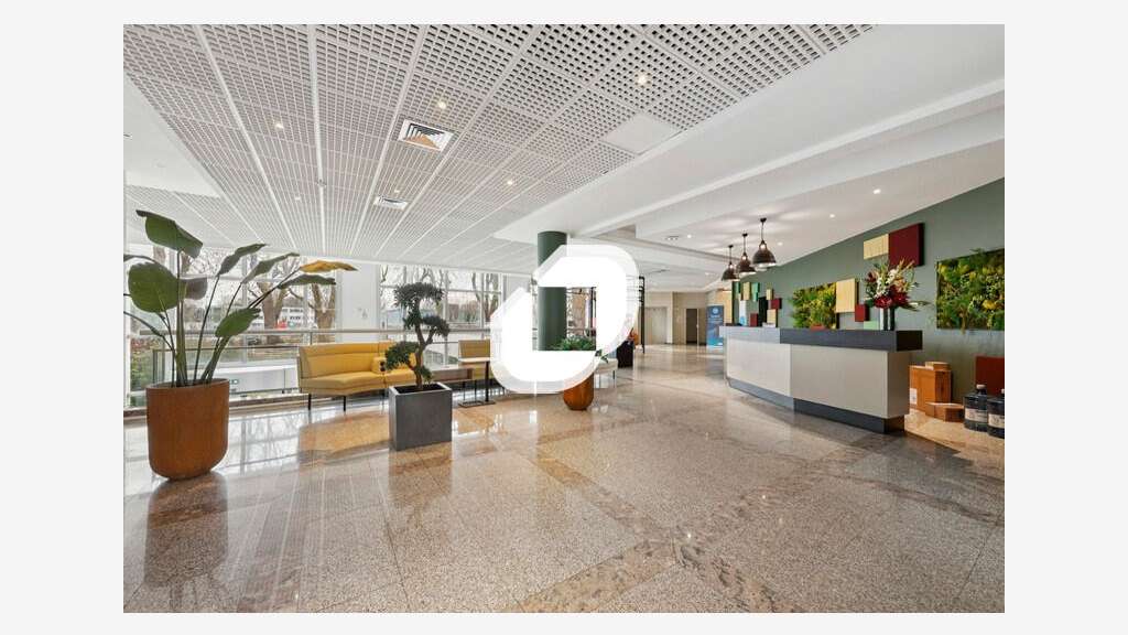 A louer Bureaux 690m² Saint maurice