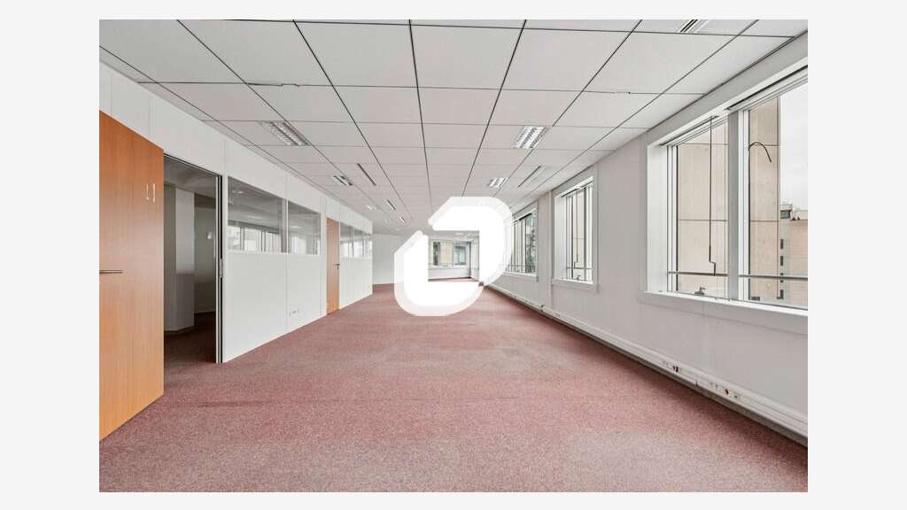 A louer Bureaux 690m² Saint maurice