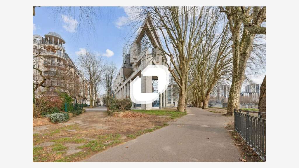 A louer Bureaux 1161m² Saint maurice