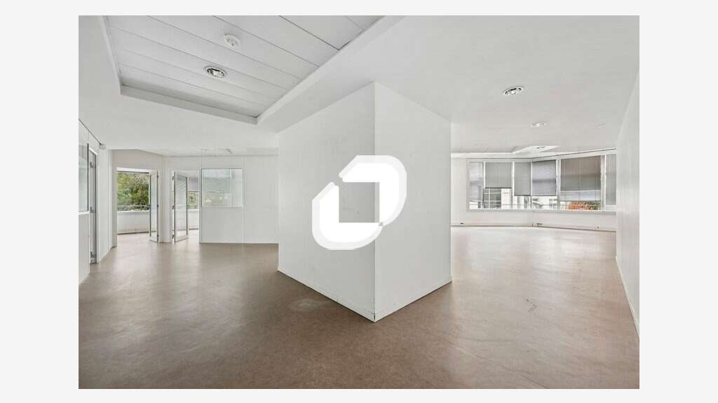 A louer Bureaux 1161m² Saint maurice