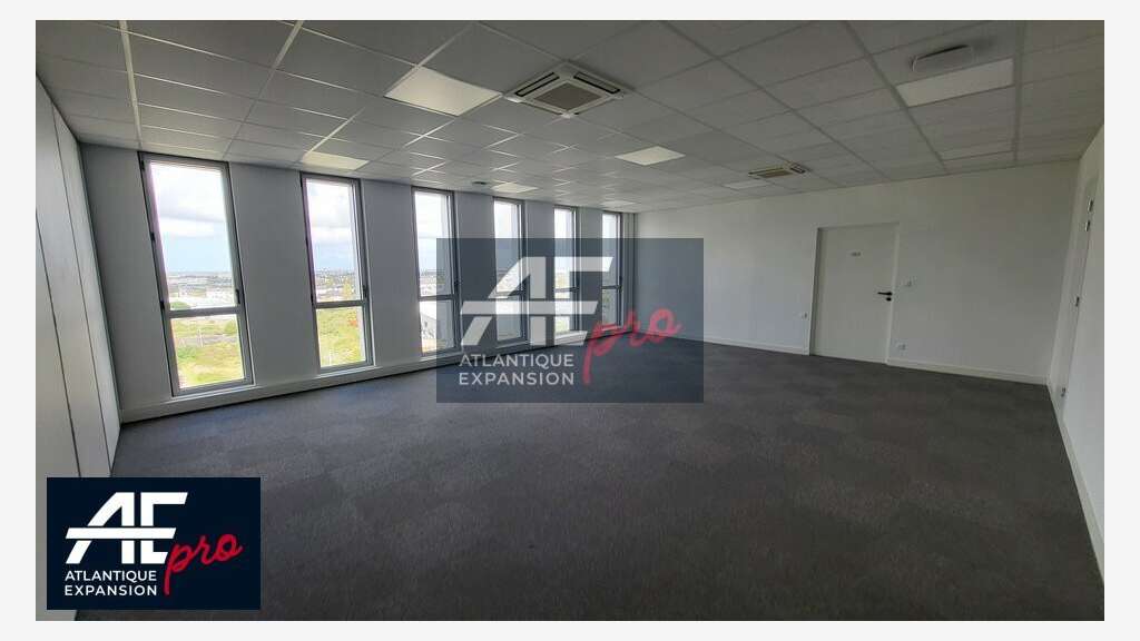 A louer bureaux 408m² entrée de ville St Nazaire