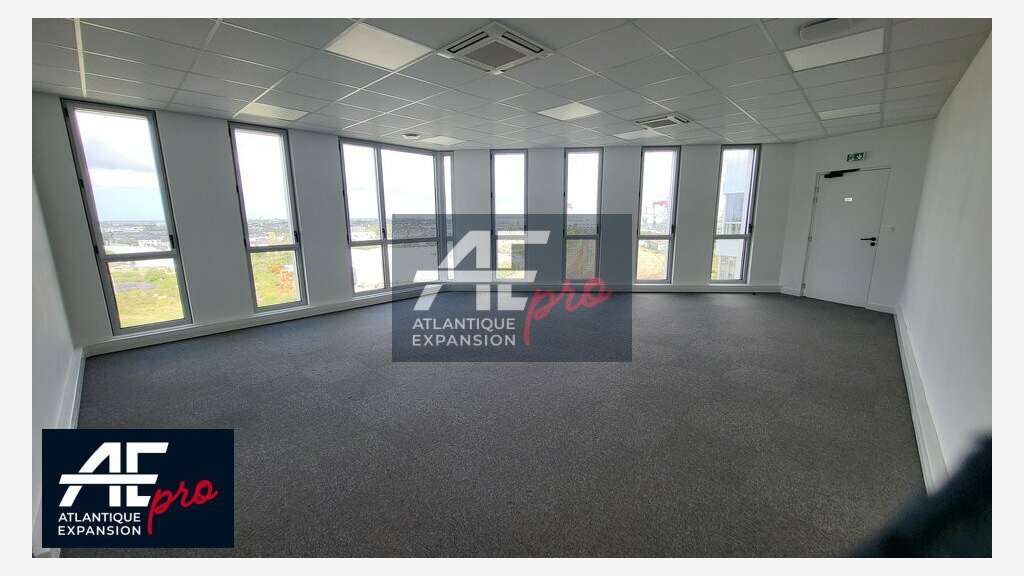 A louer bureaux 408m² entrée de ville St Nazaire