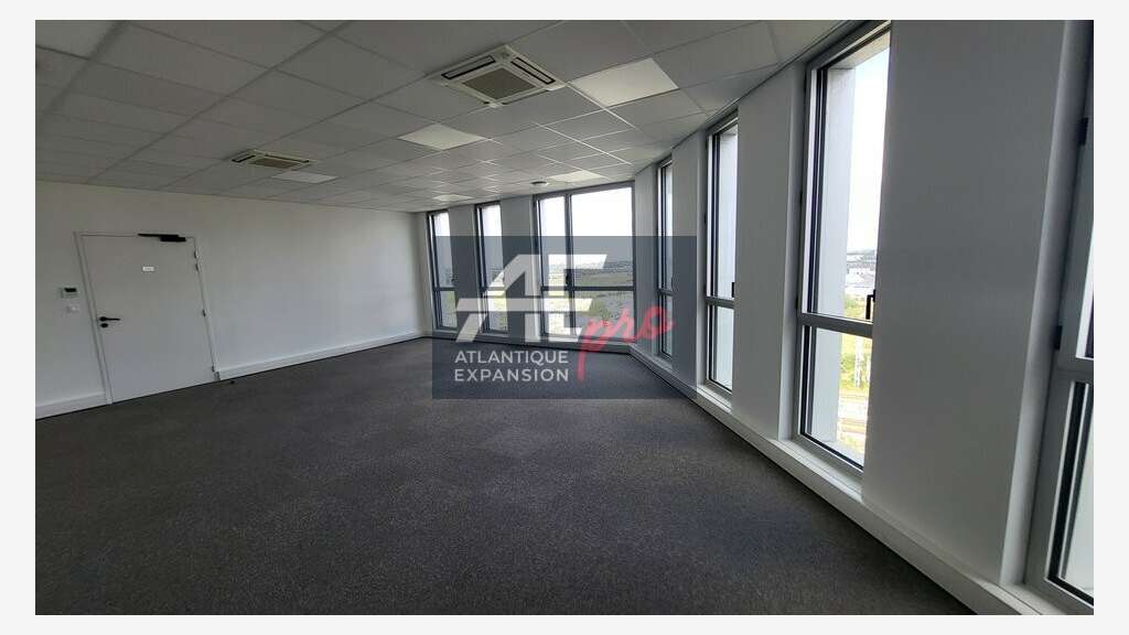 Loue bureaux 816m² entrée de ville Saint Nazaire