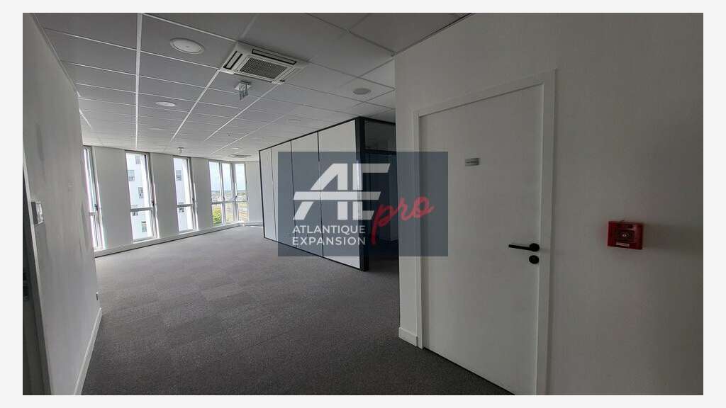 Loue bureaux 816m² entrée de ville Saint Nazaire