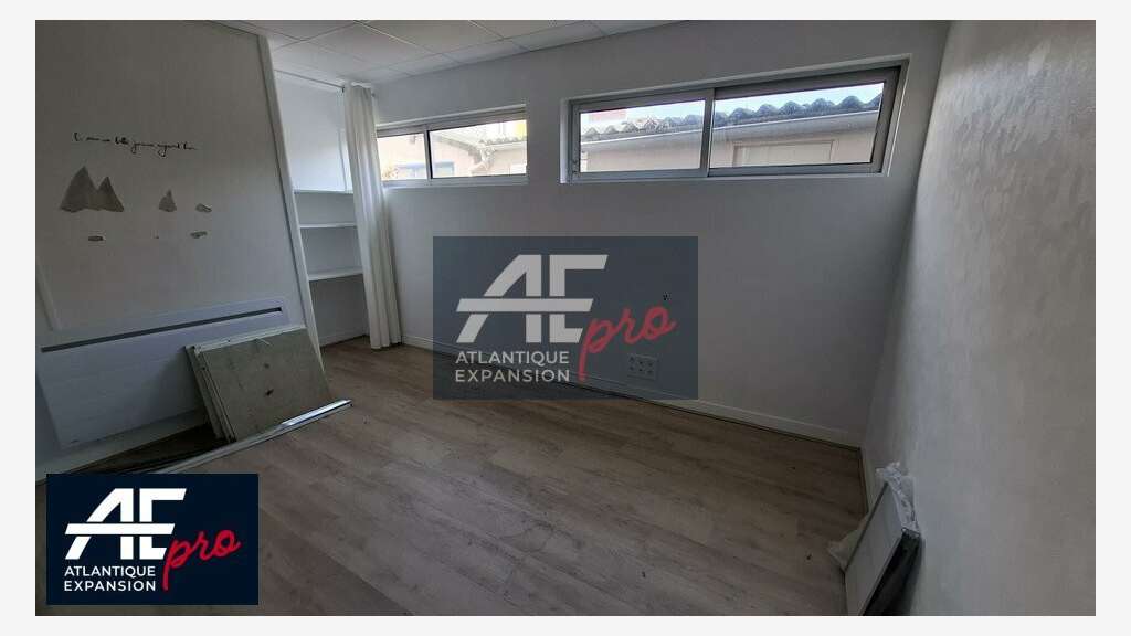Local commercial 87m² à louer Saint-Nazaire centre