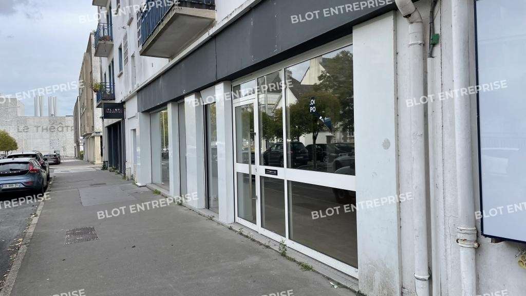 A louer bureaux 117m² RDC à Saint-Nazaire centre