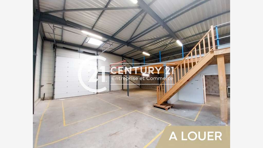 A louer bâtiment artisanal St-Nazaire ZI de Brais