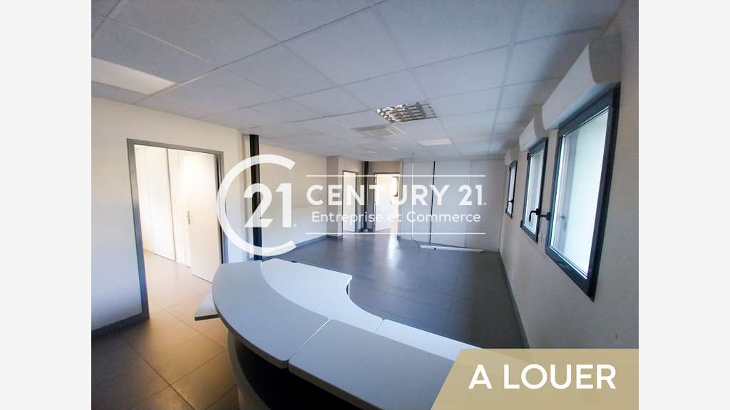 A louer bâtiment artisanal St-Nazaire ZI de Brais