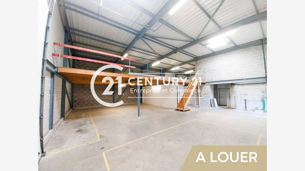 A louer bâtiment artisanal St-Nazaire ZI de Brais