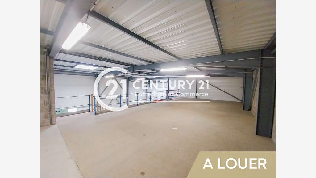 A louer bâtiment artisanal St-Nazaire ZI de Brais