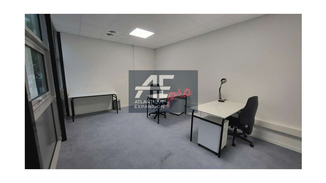 Bureau 19m² à louer espace tertiaire à St Nazaire
