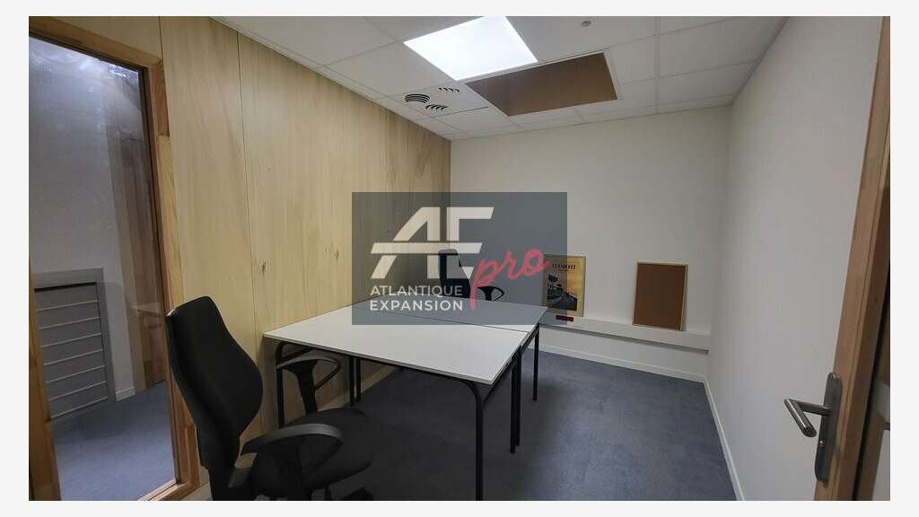 Bureau 9m² aménagé à louer à Saint Nazaire