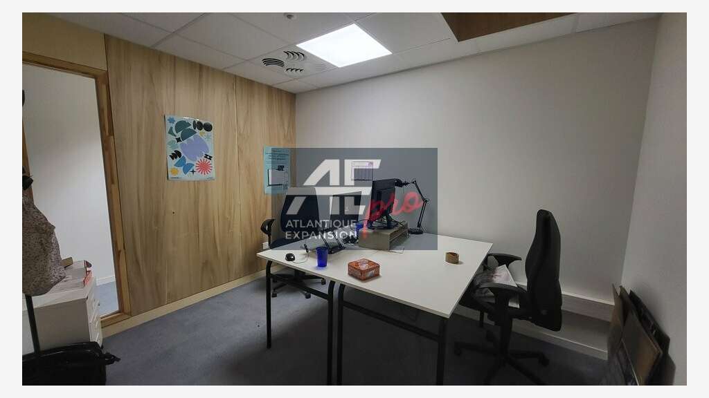 Bureau 9m² aménagé à louer à Saint Nazaire