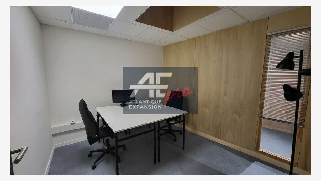 Bureau 9m² aménagé à louer à Saint Nazaire