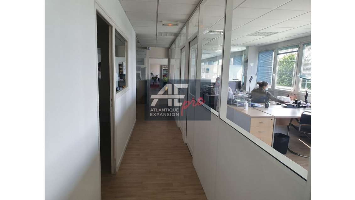 A louer bureaux de 293m² à Saint-Nazaire