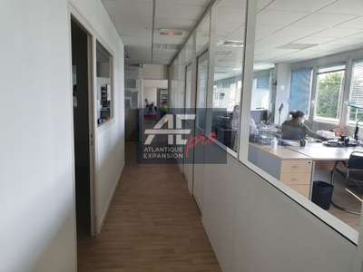 A louer bureaux de 293m² à Saint-Nazaire