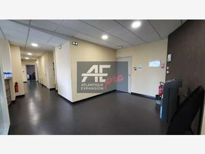 Bureaux 376m² R+2 à louer à Saint Nazaire