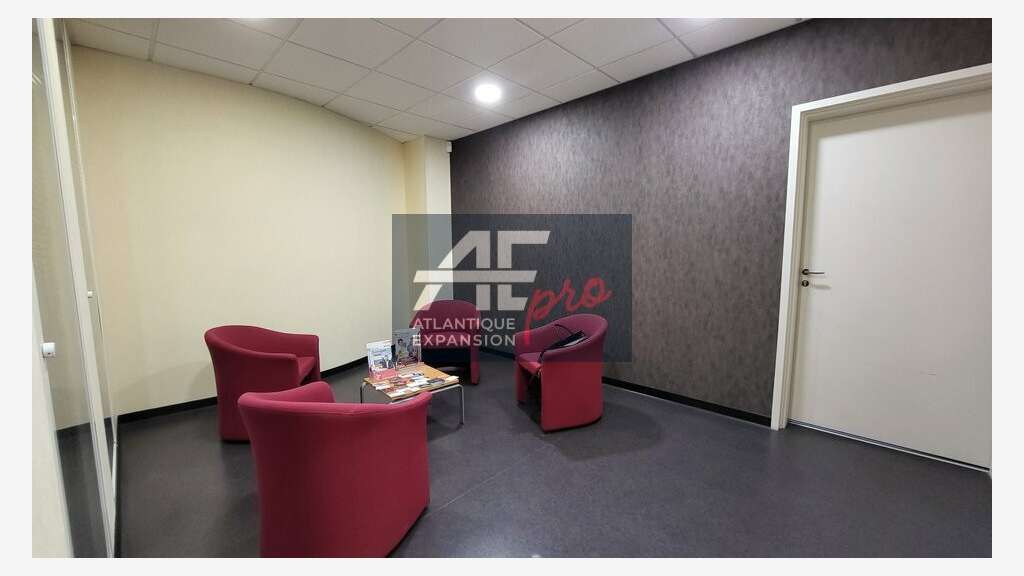 Bureaux 376m² R+2 à louer à Saint Nazaire