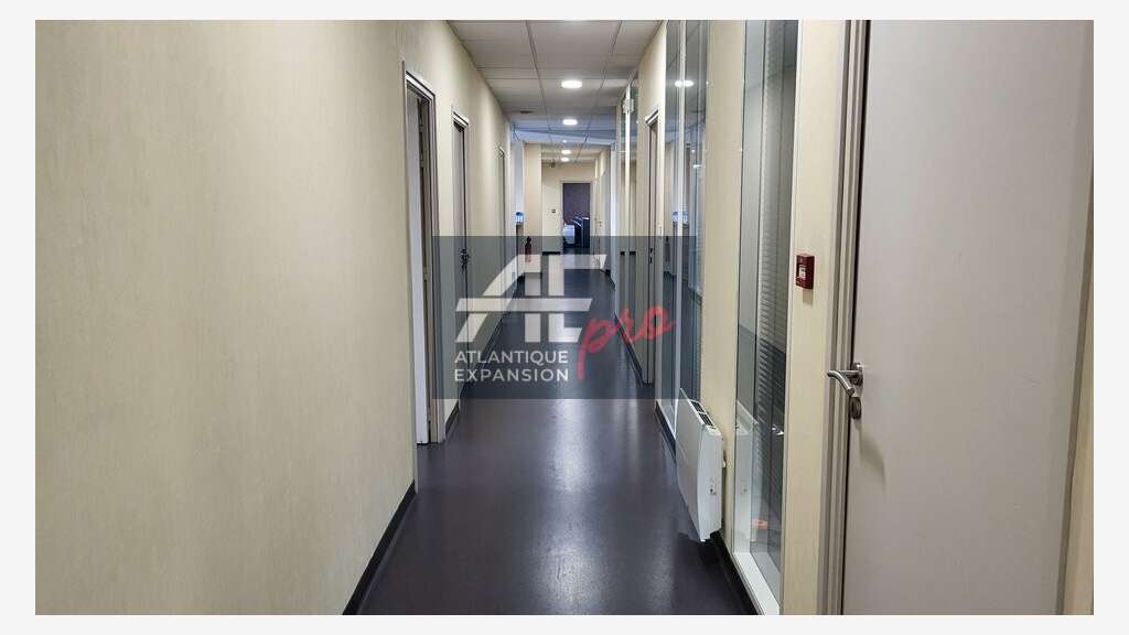 Bureaux 376m² R+2 à louer à Saint Nazaire