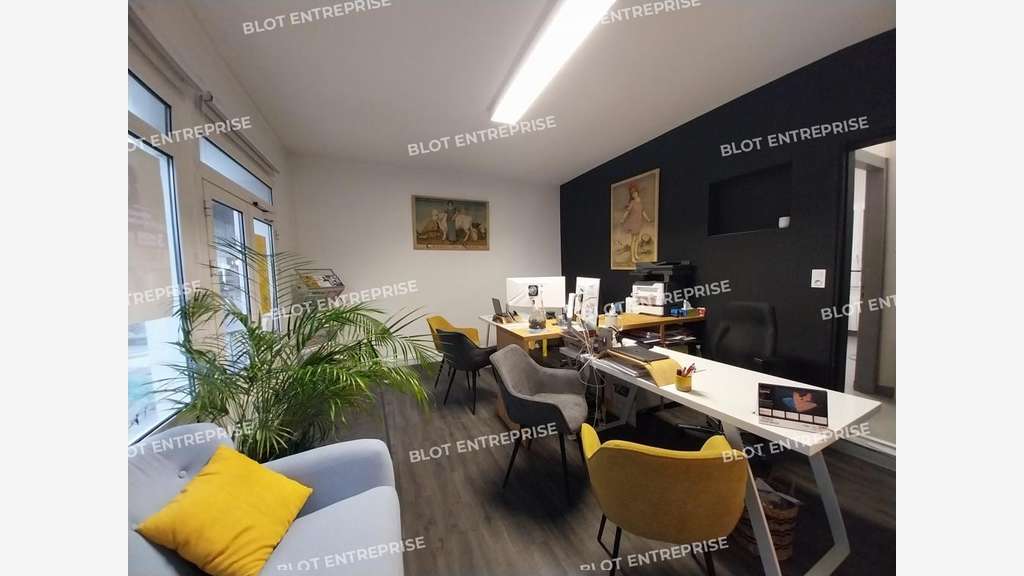 A louer bureaux 83m² à Saint-Nazaire centre