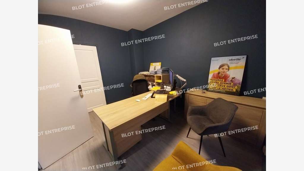 A louer bureaux 83m² à Saint-Nazaire centre