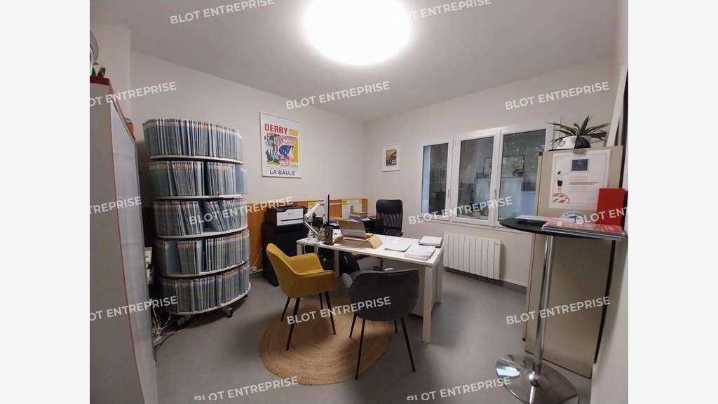 A louer bureaux 83m² à Saint-Nazaire centre