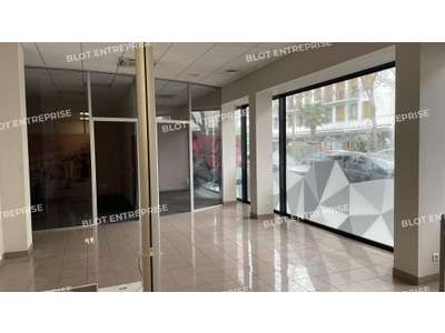 Location Locaux commerciaux - Boutiques à Saint-Nazaire