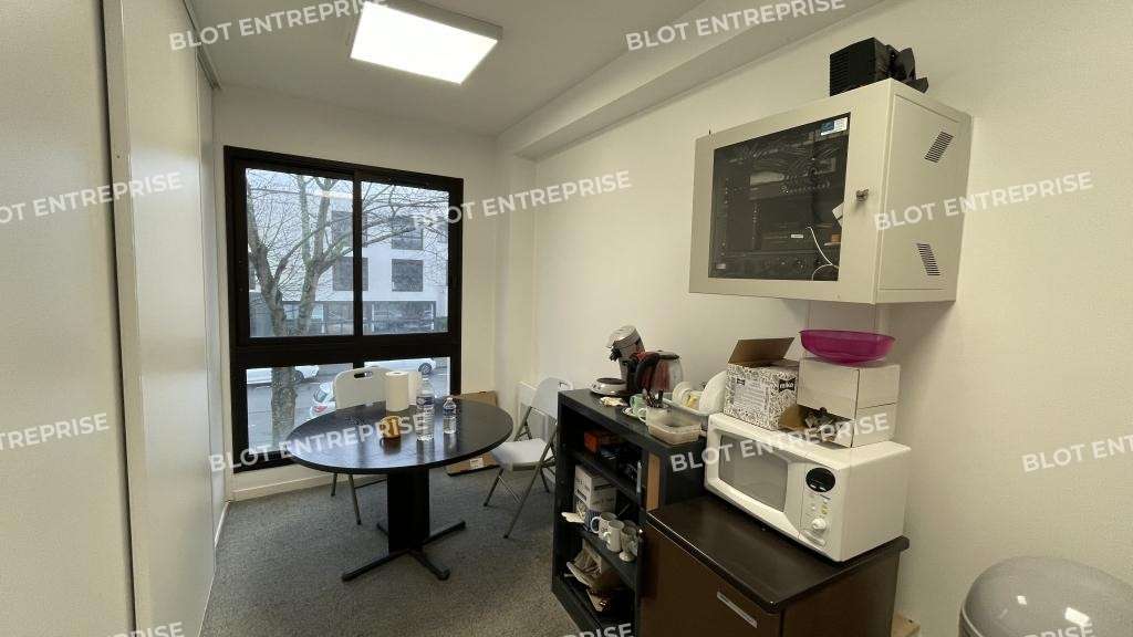 A louer bureaux 124m² R+1 PMR à Saint Nazaire