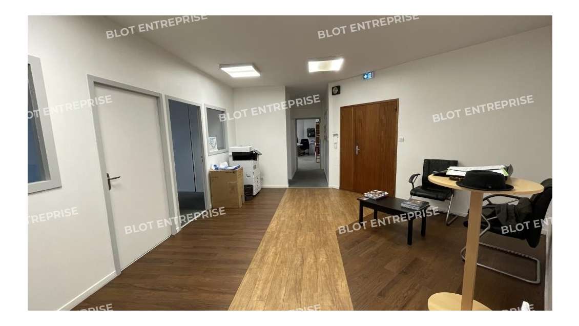 A louer bureaux 124m² R+1 PMR à Saint Nazaire