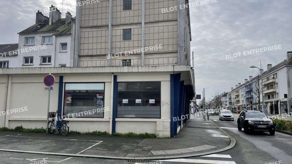 A louer bureaux 101m² à Saint-Nazaire centre
