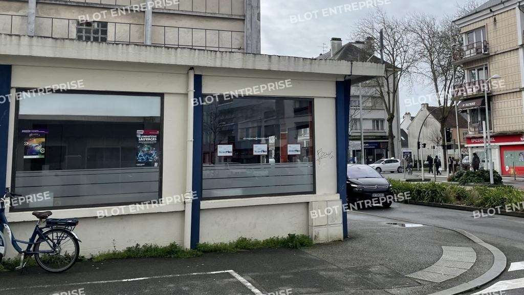 A louer bureaux 101m² à Saint-Nazaire centre