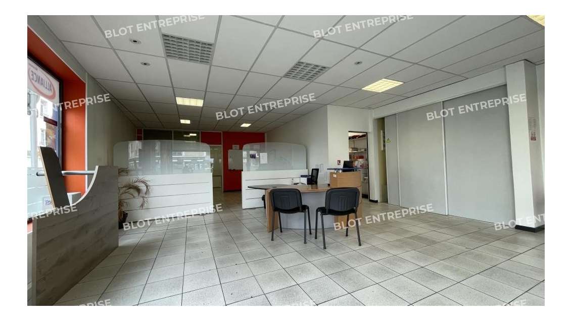 A louer bureaux 101m² à Saint-Nazaire centre