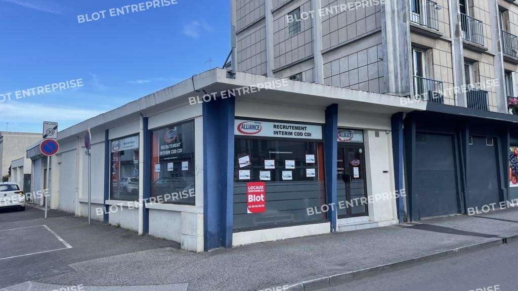 A louer bureaux 101m² à Saint-Nazaire centre