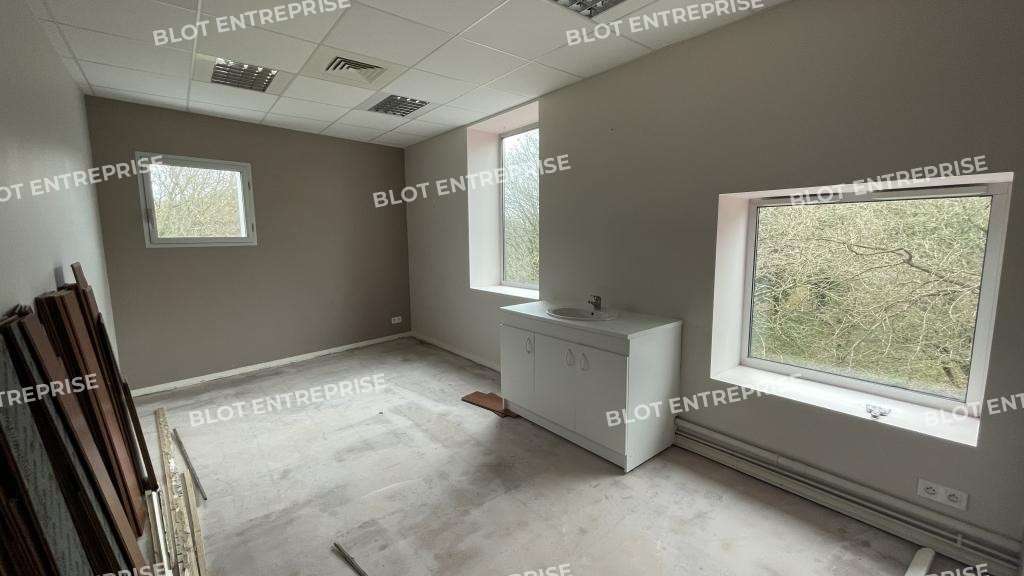 A louer bureaux 93m² pôle tertiaire Saint Nazaire