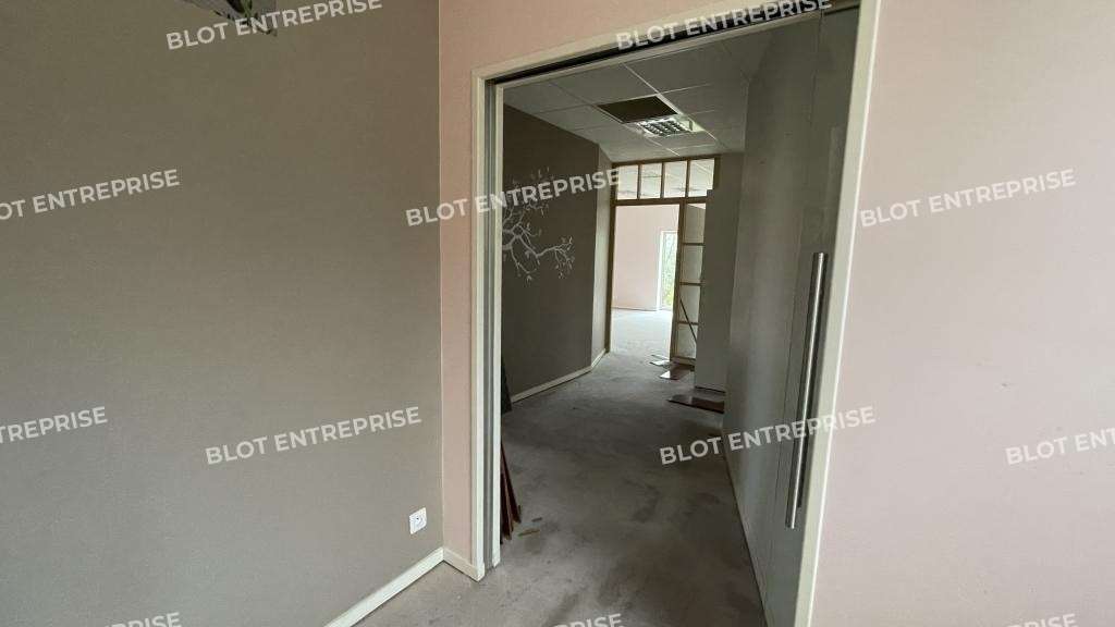 A louer bureaux 93m² pôle tertiaire Saint Nazaire