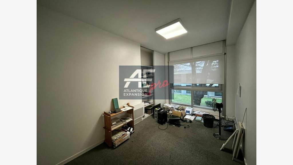 Bureaux 65m² R+1 à louer à Saint Nazaire
