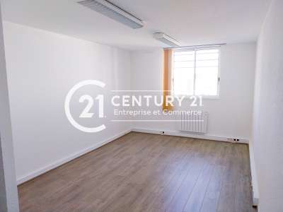 A louer plateau de bureaux 180m² R+1 Saint-Nazaire