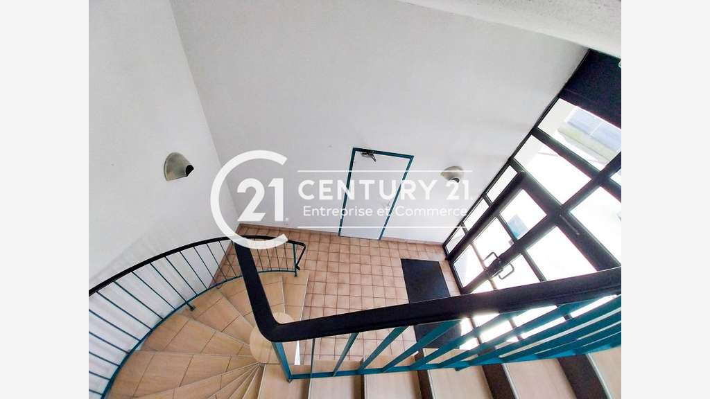 A louer plateau de bureaux 180m² R+1 Saint-Nazaire