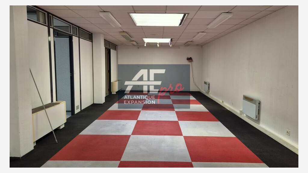 Bureaux 507m² à louer à Saint Nazaire
