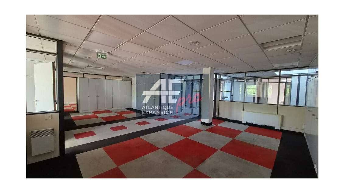 Bureaux 507m² à louer à Saint Nazaire