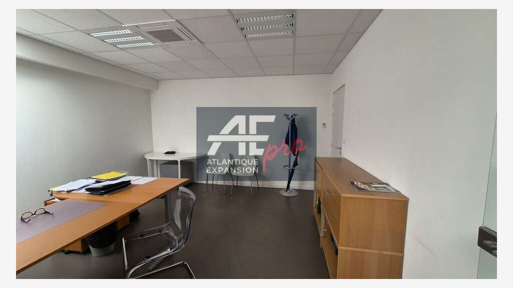 Local 459m² à louer à Saint-Nazaire centre